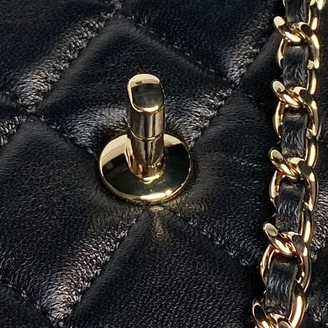Ch**el satchel bags